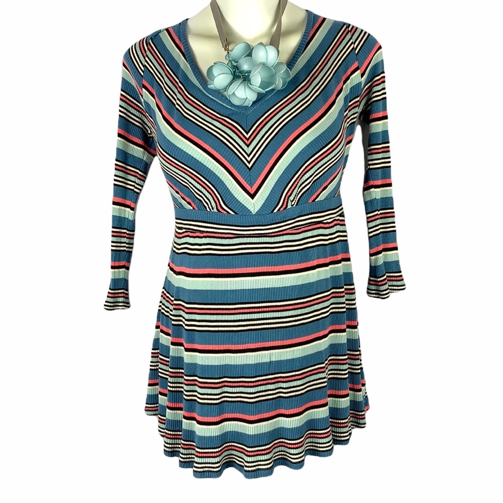 Jessica Simpson Maternity